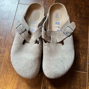 Birkenstock Boston clogs